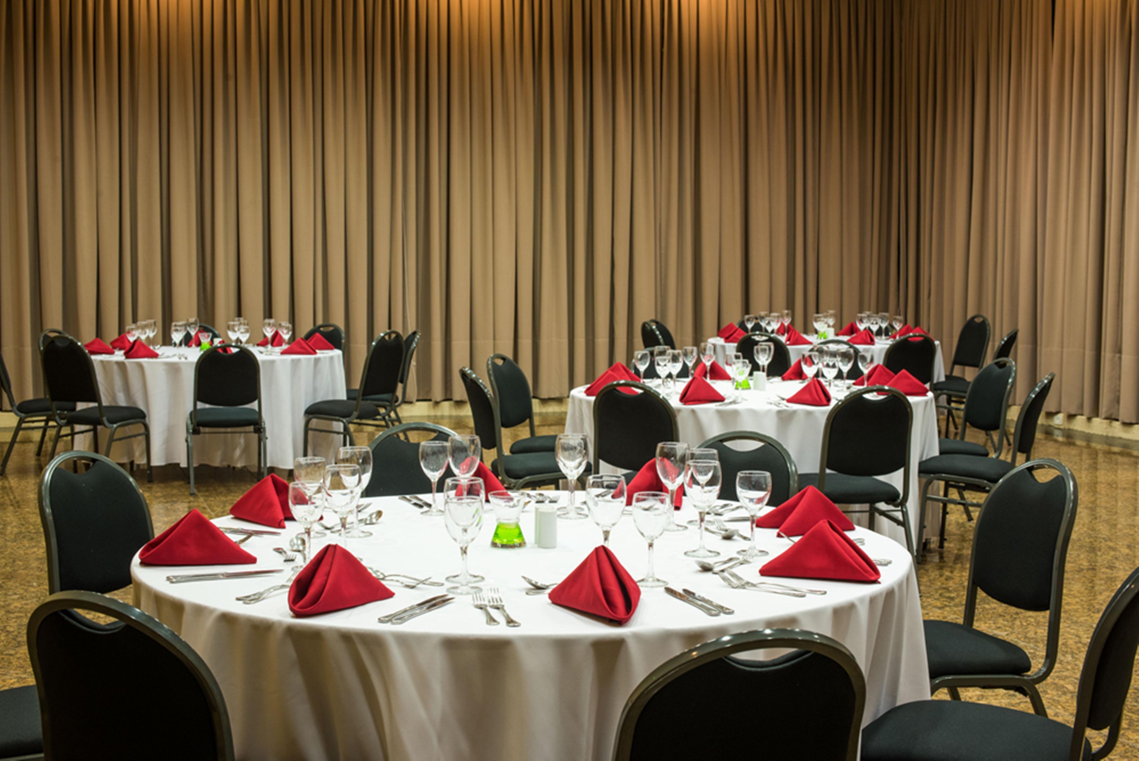 Vila Galé Eco Resort do Cabo - All Inclusive Cabo de Santo Agostinho Extérieur photo The ballroom at the 2016 World Congress Center