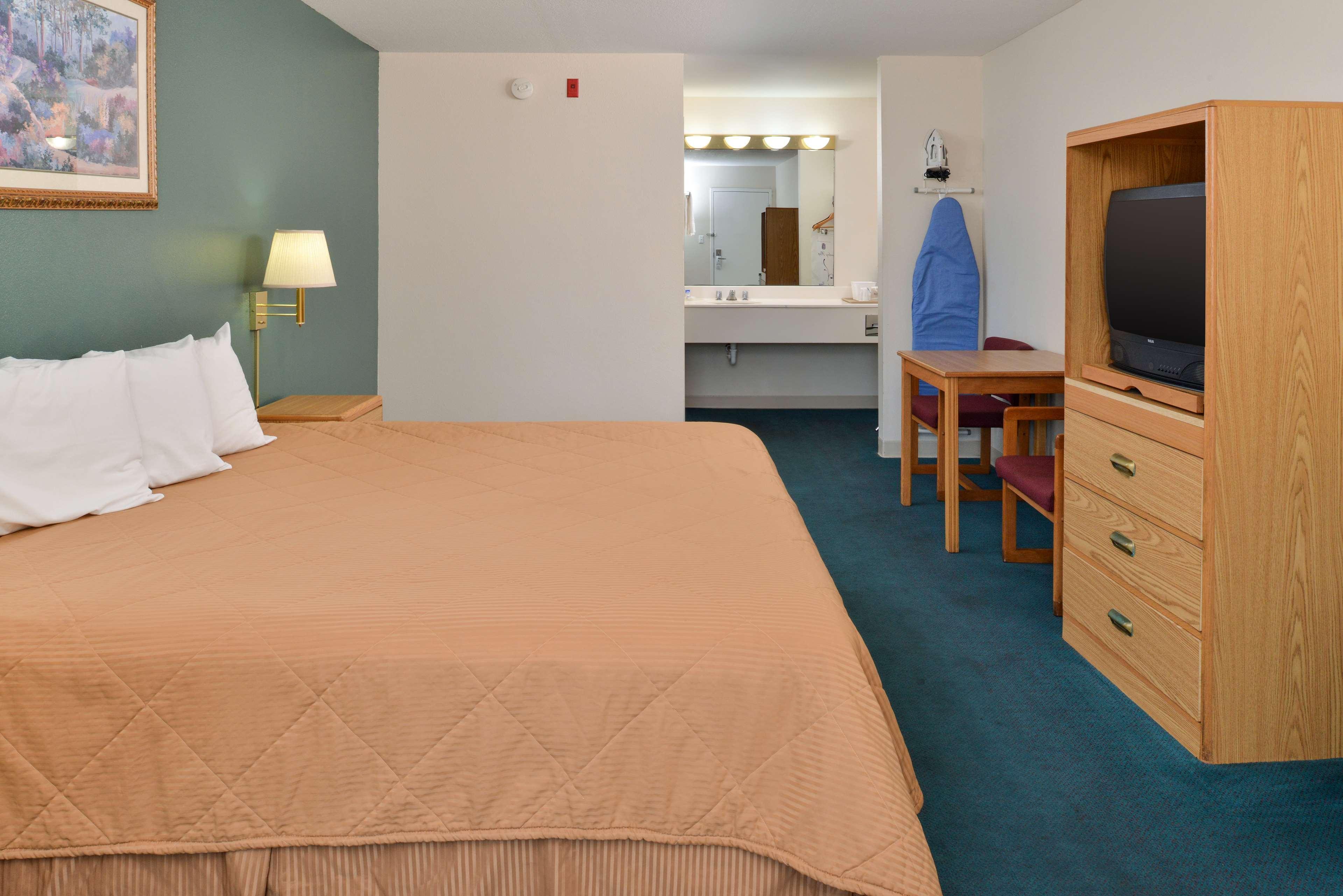 Vila Galé Eco Resort do Cabo - All Inclusive Cabo de Santo Agostinho Chambre photo A typical room at a Motel 6